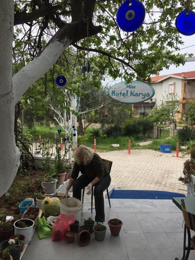 Miss Hotel Karya Oren  Extérieur photo